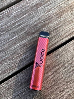 새로운 맛 일회용 포드를 기화시킵니다 2500 퍼프 유오토 XXL 7.0 밀리람베르트 에주스 1200mAh 배터리