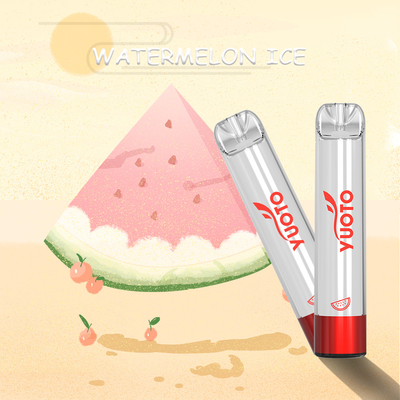 YUOTO SHINE PRO Vapes 2000 퍼프 15가지 맛 LED 빛나는 디자인