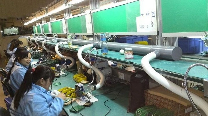 24 맛 유오토 달콤하 3000 퍼프 5% 니코틴 8 밀리람베르트는 주스 1350mAh 리튬 배터리 일회용을 기화시키고 포드를 기화시킵니다